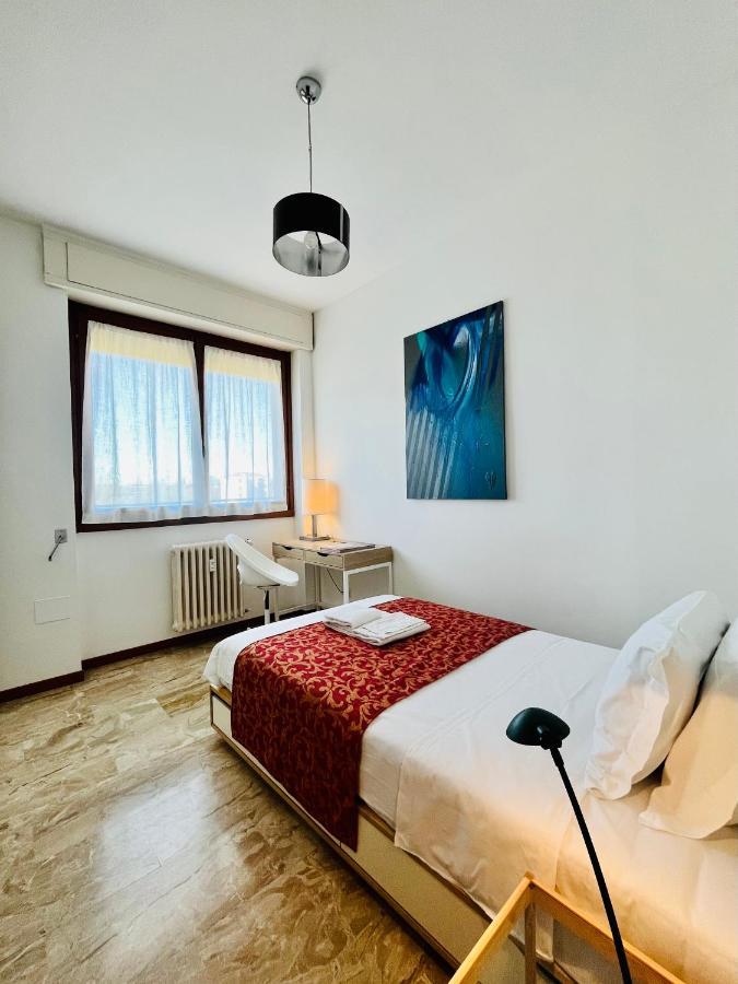 Green Guest House มิลาน ภายนอก รูปภาพ